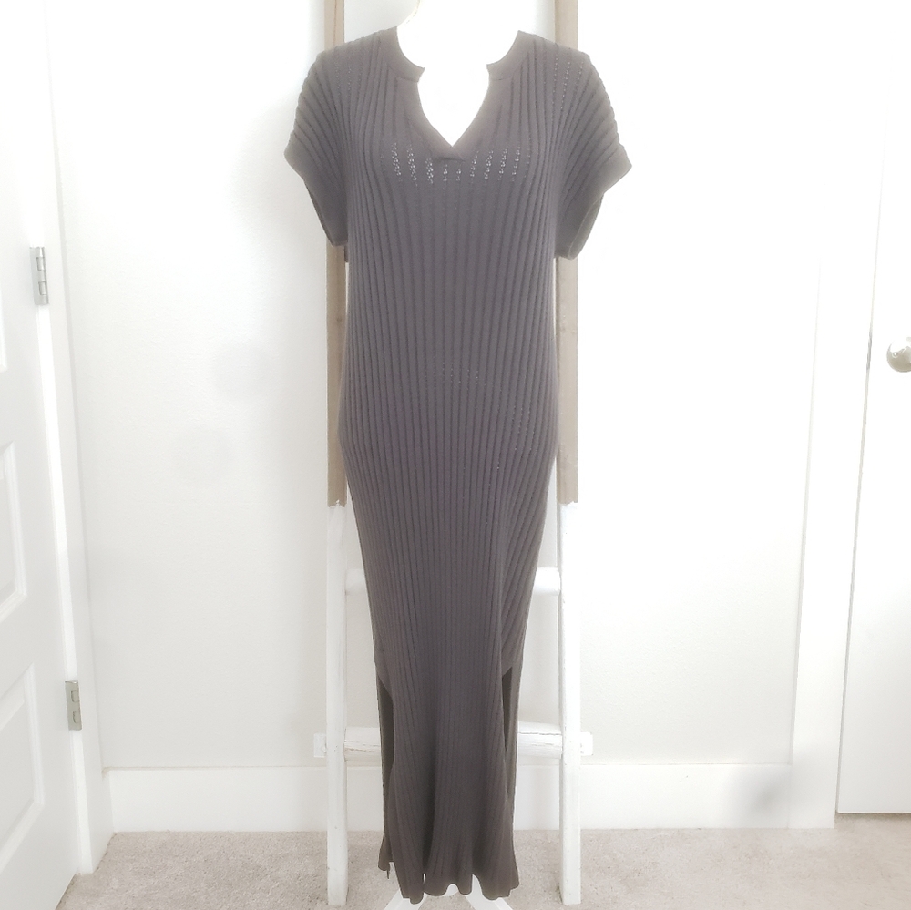 Alp N Rock Gray Knitted Shortsleeve Midi Dress Size Medium